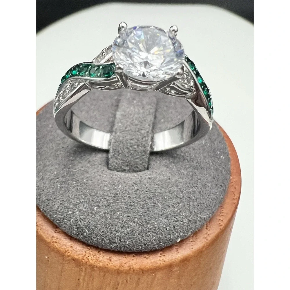 Vintage Silver Tone Bypass Ring Green & Clear Stone Round Brilliant Size 9
